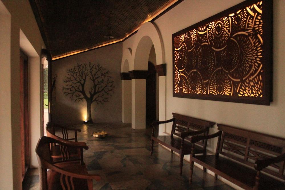 Carmelia Haven Resort Thekkady Exterior foto