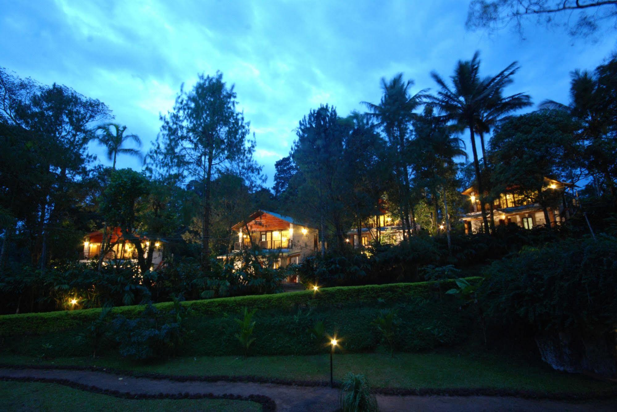 Carmelia Haven Resort Thekkady Exterior foto